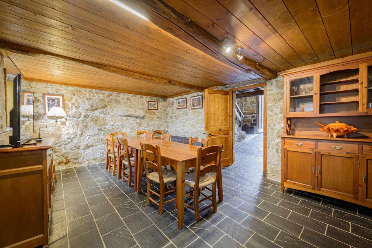 Casa Das Xacias Ribeira Sacra A Airoa  ภายนอก รูปภาพ