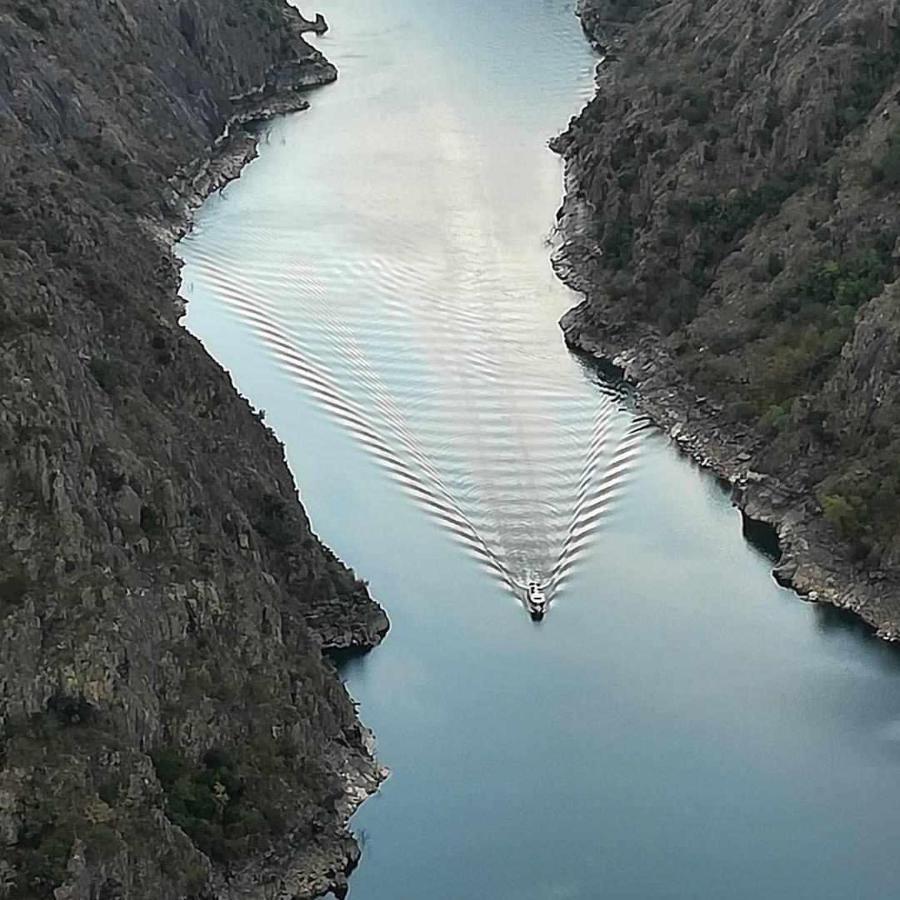 Casa Das Xacias Ribeira Sacra A Airoa  ภายนอก รูปภาพ
